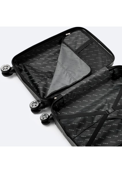 Erkek Siyah Kilitlenebilir Orta Boy Bavul B008112