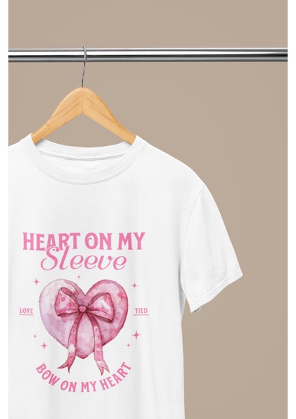Heart On My Sleeve Baskılı Standart Kalıp Bisiklet Yaka Pamuklu Kadın Tshırt modelleri