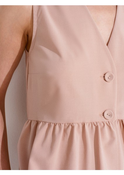 50508 Düğmeli Kolsuz V Yaka Bluz-Pudra fırsatları