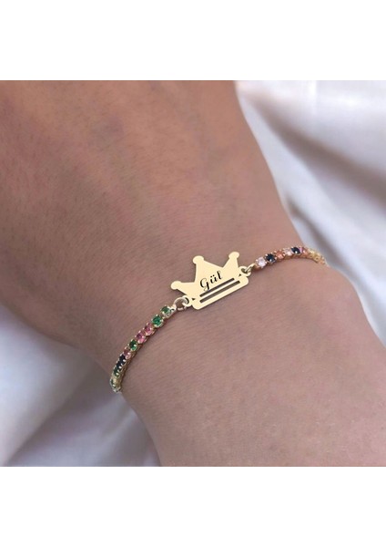 Gül İsmine Özel 14 Ayar Altın Plakalı Renkli Taş Desenli Taç Motifli Hediye Bileklik-489İsim indirimleri