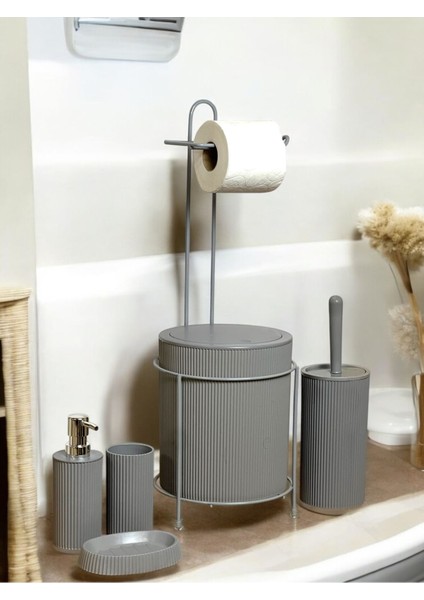 6 Parça Banyo Seti Metal Stantlı Çöp Kovalı Wc Kağıtlık ve Tuvalet Fırçası Katı - Sıvı Sabunlu