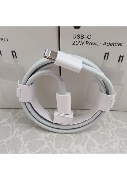 Macbook Air Retina 13 Inç (2020) Orijinal Şarj Kablosu Lightning Usb-C
