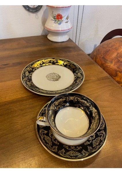 Antika Damgalı Fincan indirimleri