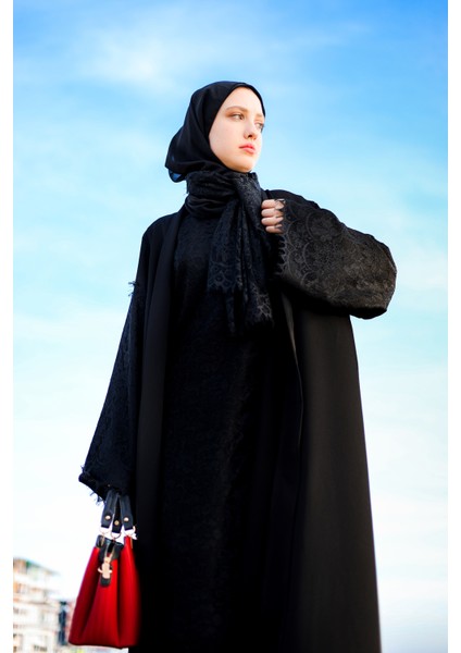 Siyah Dantelli Abaya Ferace