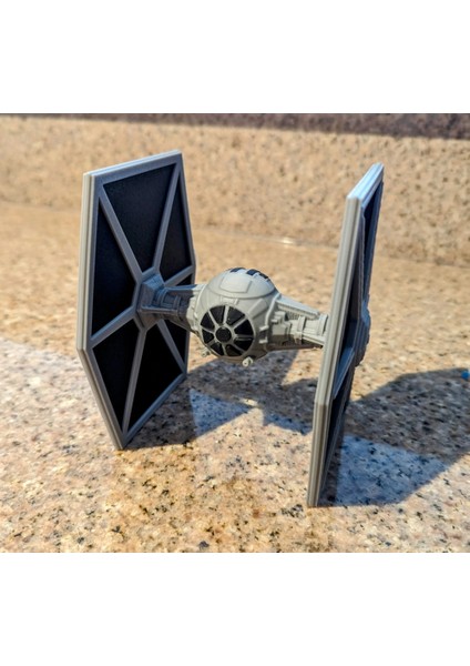 Tie Fighter Uçak Maket Kiti | Yıldız Savaşları Temalı Kurulabilir Model | Koleksiyonluk Film Figürü