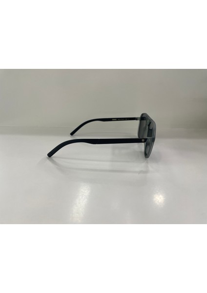 TG1353 C0201M Güneş Gözlüğü fırsatları