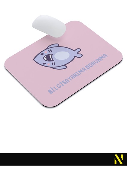 Sevimli Köpek Balığı Pembe Renkli Ergonomik Mouse Pad - 23 cm x 19 cm - Kaydırmaz Taban Ev ve Ofis Kullanımı Fare Altlığı Mousepad