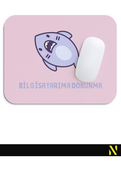 Sevimli Köpek Balığı Pembe Renkli Ergonomik Mouse Pad - 23 cm x 19 cm - Kaydırmaz Taban Ev ve Ofis Kullanımı Fare Altlığı Mousepad