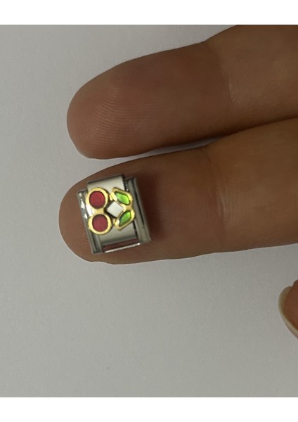 Badelis Çelik Silver Renk Kiraz Figürlü Charm fiyatları