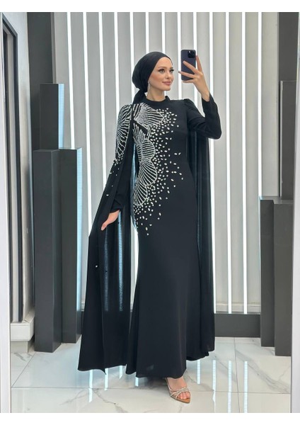 Suzana Kumaş Dört Mevsim Pelerin Detaylı Taşlı Uzun Tesettür Abiye Elbise