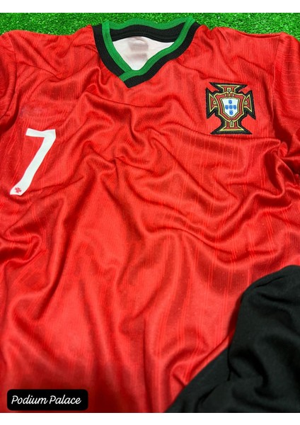 Portekiz 2024/25 Yeni Sezon Cristiano Ronaldo Iç Saha Çocuk Forması 4'lü SET8KIRMIZI) indirimleri