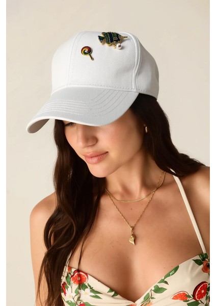 Pin Detaylı Beyaz Şapka - %100 Pamuk Snapback Cap fiyatları
