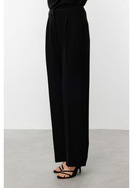 25Y.EKL.PNT.04004.1 Pantolon