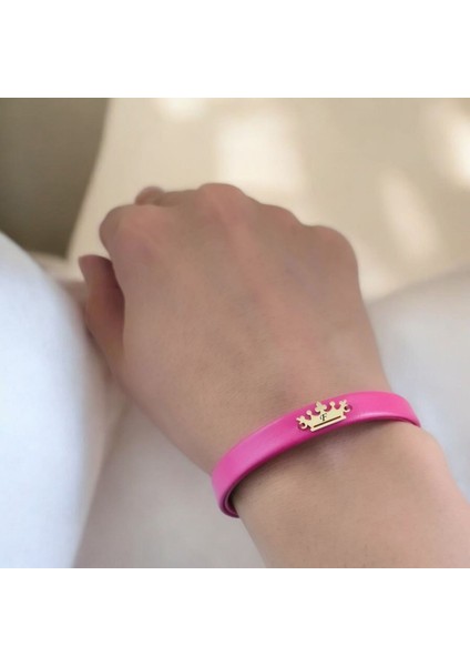 F Harfine Özel Doğal Pembe Derili Taç Motifli 14 Ayar Altın Plakalı Hediye Bileklik-495Harf