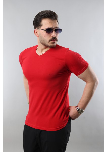 Erkek %100 Pamuk Slim Fit Dar Kesim V Yaka Basic Tişört modelleri