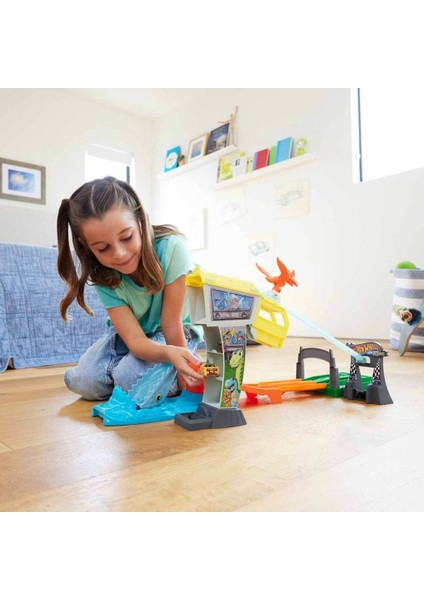 Hot Wheels Racerverse Jurassic Pist Seti HTP12 fiyatları