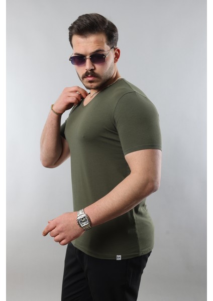 Erkek %100 Pamuk Slim Fit Dar Kesim V Yaka Basic Tişört modelleri