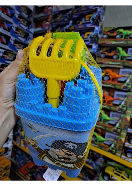 Renkli Kum Seti, Kova, Kürek, Tırmık ve Suluk Hediye ile Eğlence Dolu Oyun fırsatları