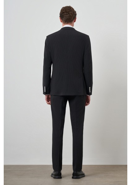 Erkek Siyah Trend Çizgili Slim Fit Mono Yaka Takım Elbise