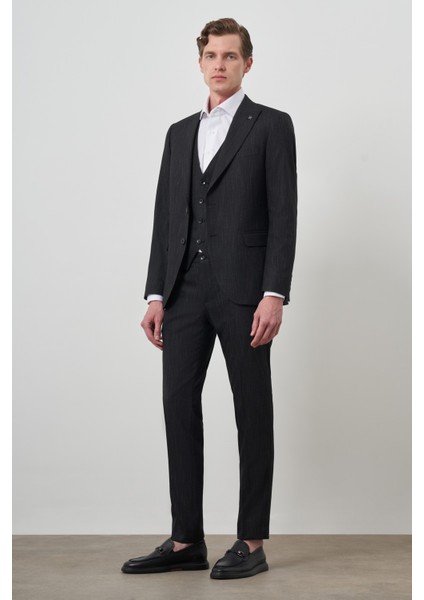 Erkek Siyah Trend Yelekli Slim Fit Sivri Yaka Takım Elbise