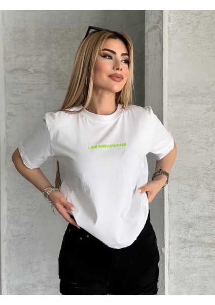 Kadın Sırt Baskılı Midi Boy Beyaz T-Shirt