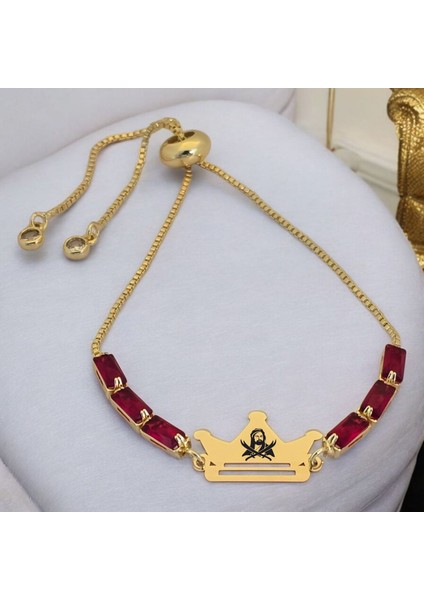 Hz Ali Temalı Taç Motifli 14 Ayar Altın Plakalı Kırmızı Taş Desenli Hediye Bileklik-496 Sembol fiyatları