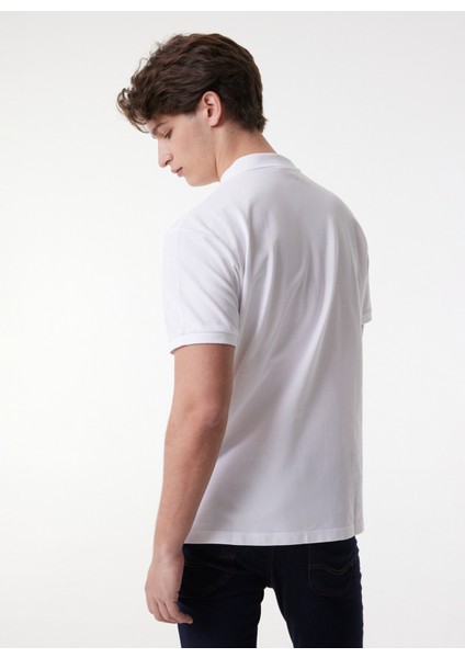 Erkek Kırık Beyaz Regular Fit Polo Yaka T-Shirt fırsatları