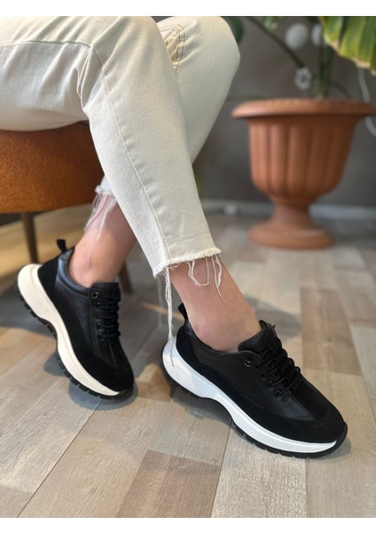 Soho Iç-Dış Hakiki Deri Lastik Bağcıklı Siyah Kadın Sneakers Ayakkabı