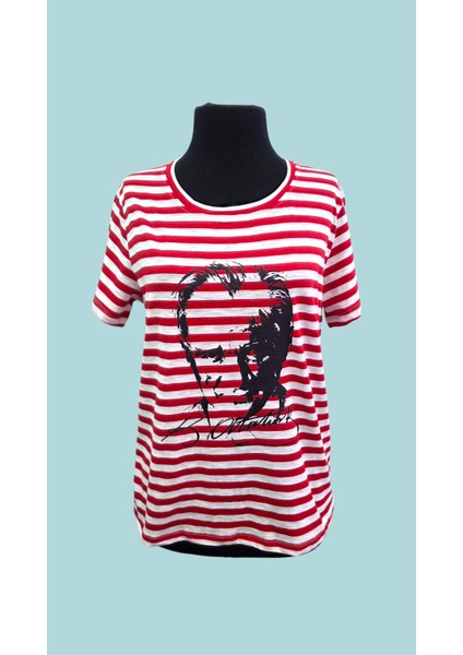 Kırmızı Çizgili Kadın Normal Kalıp Bisiklet Yaka Atatürk No:1 Baskılı Basic Tişört