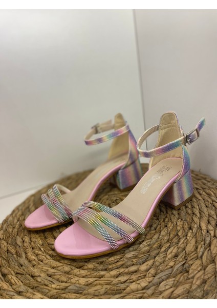 Gökkuşağı Topuklu Ayakkabı fırsatları
