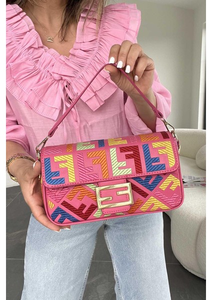 Harf Işleme Kutu Çanta Pembe modelleri