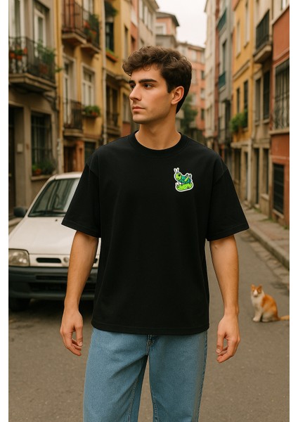 Minimal Çekirge Baskılı Unisex %100 Pamuk Oversize Bisiklet Yaka Siyah T-Shirt fırsatları