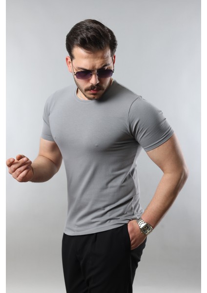 Erkek %100 Pamuk Slim Fit Dar Kesim Bisiklet Yaka Basic Tişört modelleri