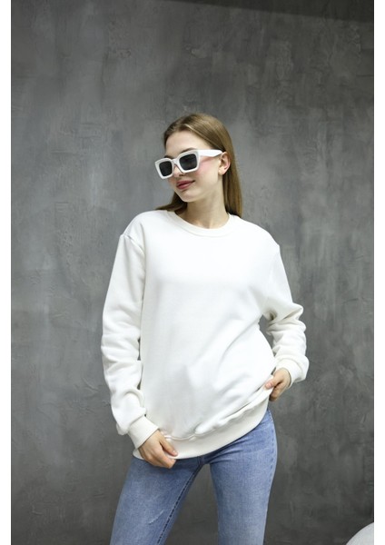 Unisex Ekru Renk Bisiklet Yaka Oversize Sweatshirt indirimleri