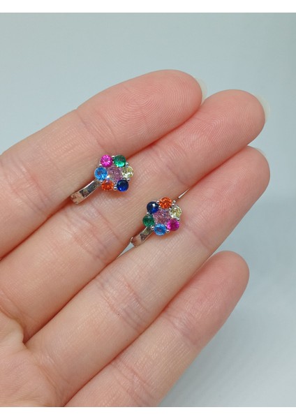 925 Ayar Gümüş Rengârenk Taşlı Çiçek Model Küpe – Canlı ve Neşeli Tasarım fırsatları