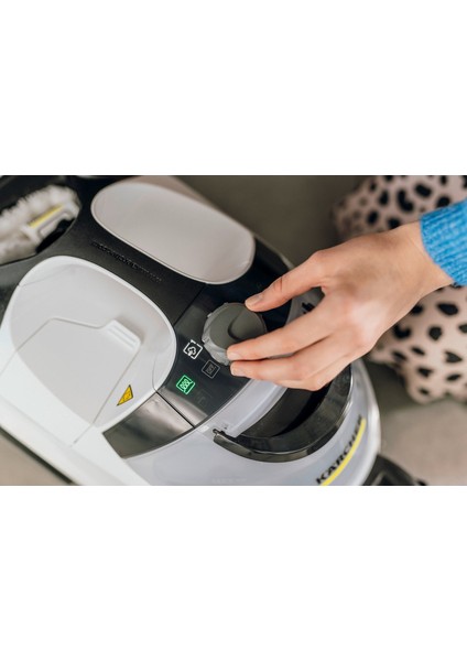 Yedek Temizlik Seti ve Sc 5 Easyfix Iron Plug Buharlı Temizlik Makinesi +Tüy&Tiftik toplama Makinesi