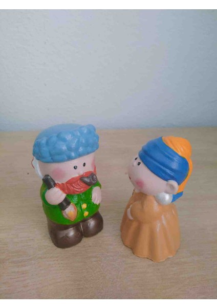 “sanat Tarihini Evine Taşı… Ama Bu Kez Gülümseterek!” “küçükler, Tatlılar, Sanat Dolu Biblolar modelleri