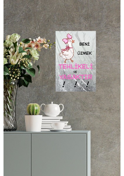 Beni Üzmek Tehlikeli ve Yasaktır-Pembe Retro 18X27 Mdf Ahşap Poster Tablo