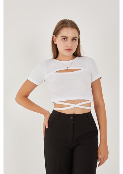 Kadın Kısa Kollu Göğüs Dekolte Detaylı Ipli Çapraz Bağlamalı Pamuklu Fitilli Bluz Crop Top fırsatları