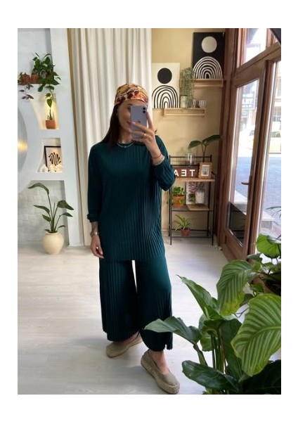 Pliseli Alt Üst Takım modelleri