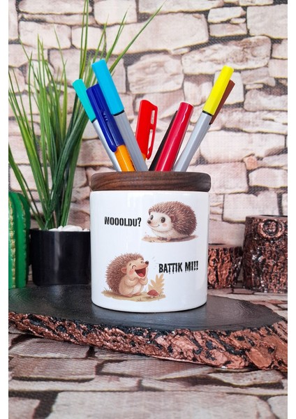 Noldu? Battık Mı? Kirpi- Eğlenceli Hediyelik Baskılı Seramik Kalemlik Masaüstü Düzenleyici