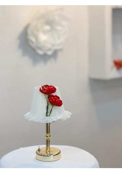 Ipek Gelincik Kablosuz Pilli Masa Lambası, Uzun Parlak Gold, Krem Renkli