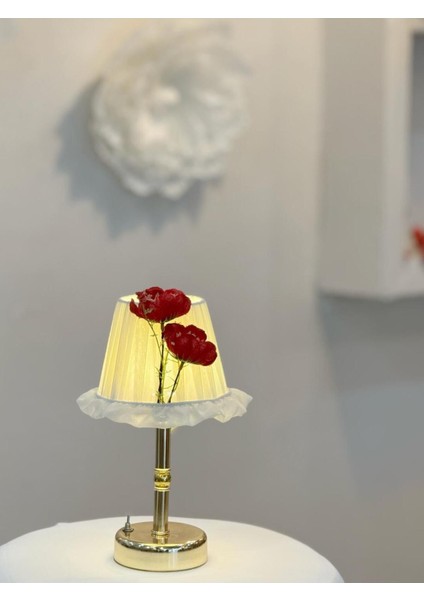 Ipek Gelincik Kablosuz Pilli Masa Lambası, Uzun Parlak Gold, Krem Renkli fiyatları
