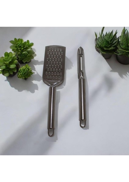 2'li Rende Set Meyve Sebze Saplı El Rendesi ve Oyacak Set Meyve Sebze Soyacağı El Rendesi modelleri