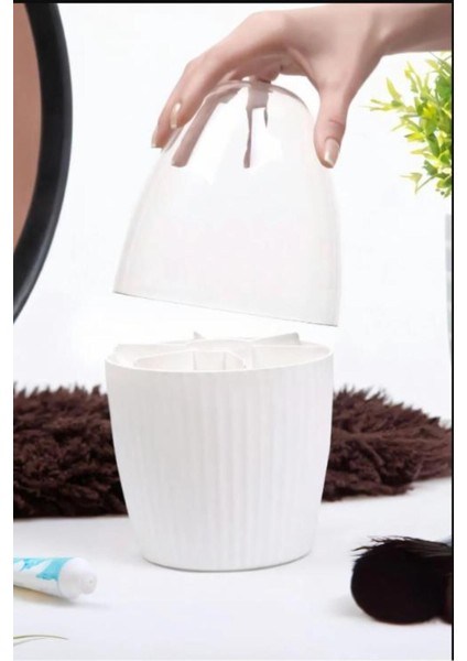 Beyaz 7 Bölmeli Kapaklı Makyaj ve Fırça Organizeri modelleri