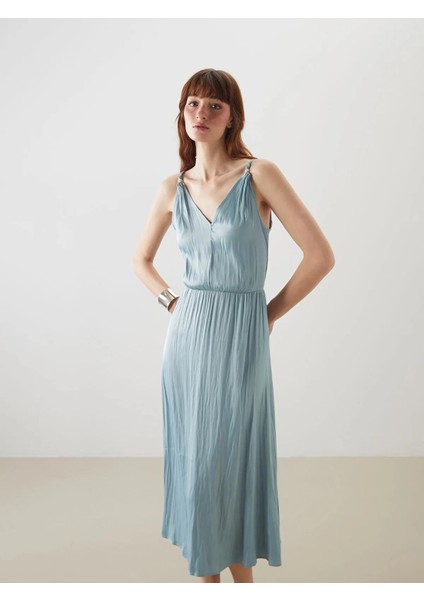 Lcwaıkıkı Classic V Yaka Askılı Saten Elbise (S5) fiyatları