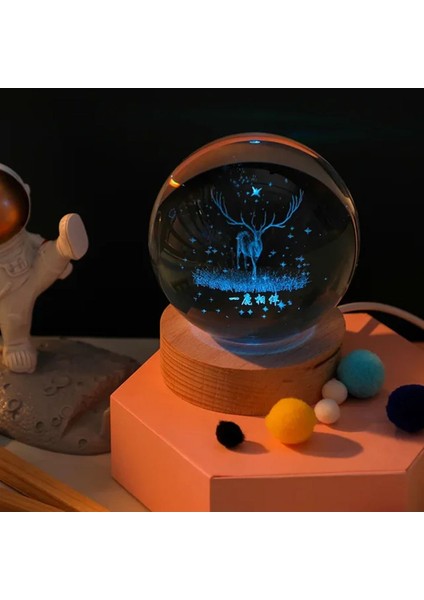 Renkli Ahşap Altlıklı Geyik Cam Küre, Dekoratif ve Şık Ev Aksesuarı