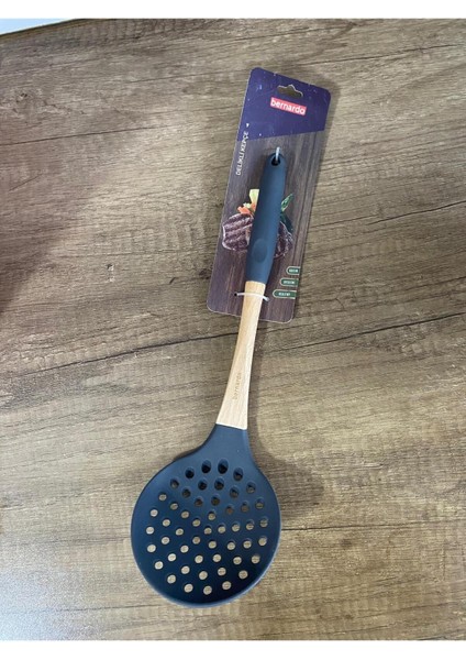 Silikon Delikli Kepçe Ahşap 33 cm