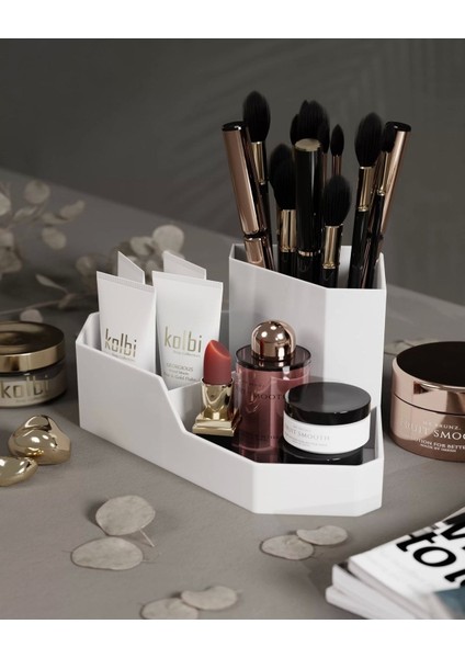 Üç Bölmeli Şık Makyaj ve Kozmetik Düzenleyici Organizer