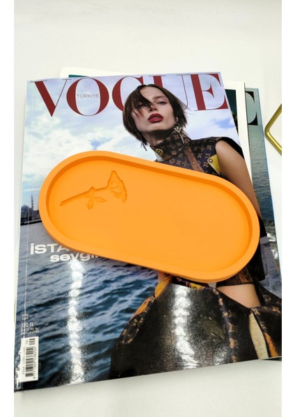 Turuncu Dekoratif Takı Düzenleyici, Şık ve Fonksiyonel Organizer, Zarif Tasarım